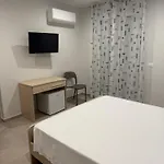 Sofia S Guest house *